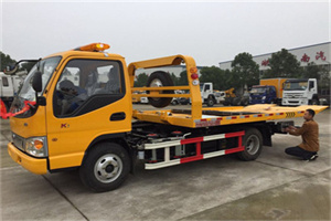 西上园哪里有拖车服务